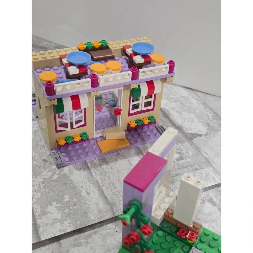 LEGO Friends‎ Bulk Lot Playsets Incomplete Accessories Figures 8lbs
